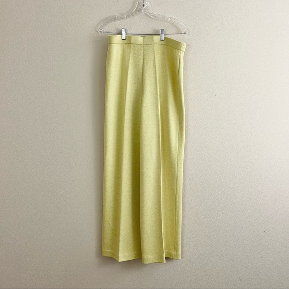 St. John Light Green Knit Pant Suit Set - Picture 7 of 11